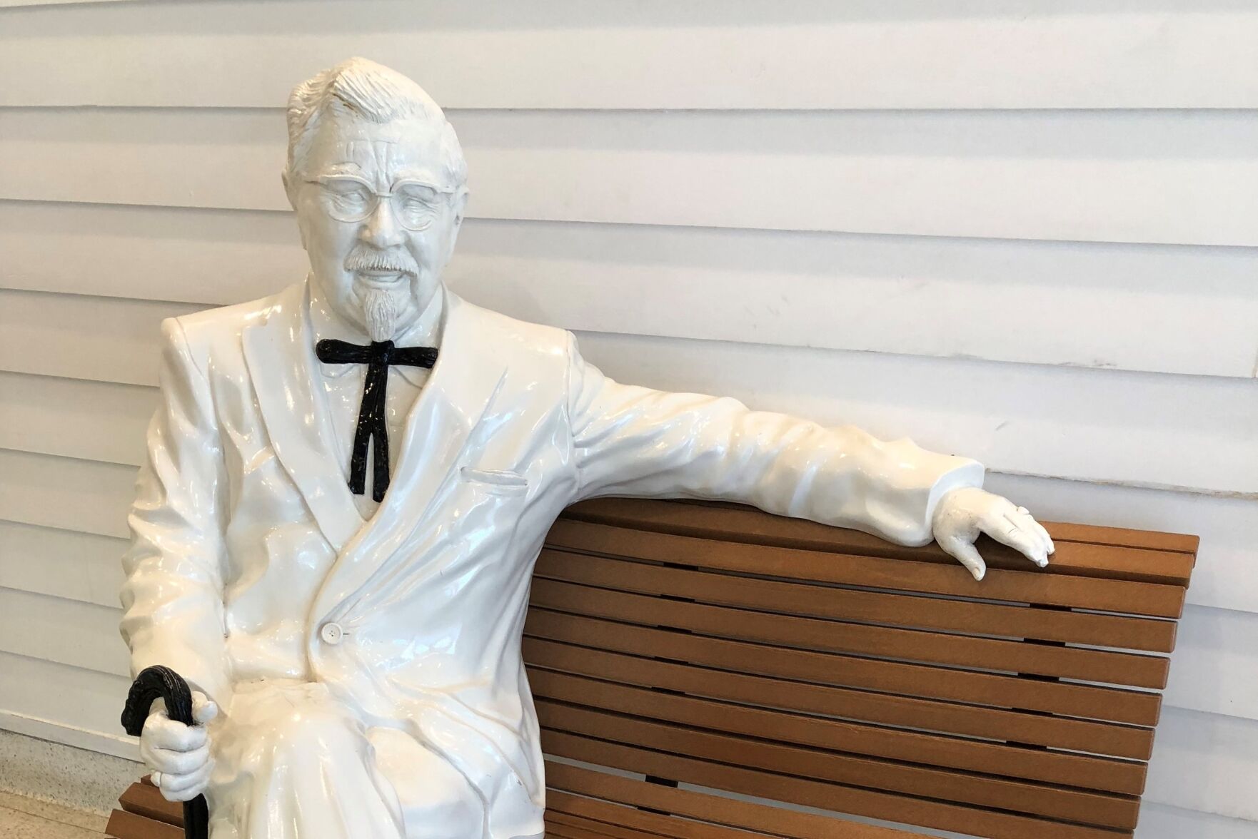 COLONEL SANDERS wdrb photo.jpg